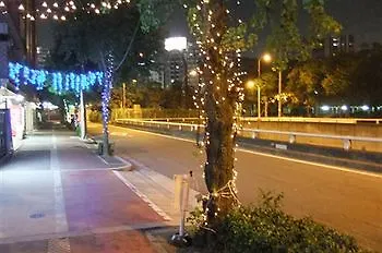 ステップイン　新大阪東口 日本