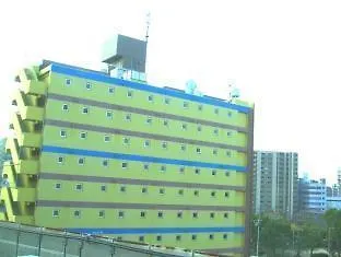 新大阪站东口旅馆酒店 3*, 大阪